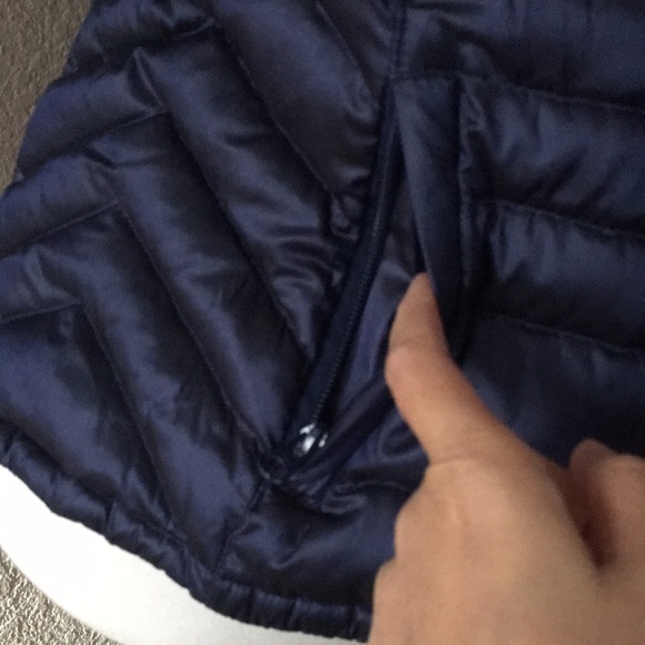 Bernardo Goose Down Jacket Vest - Picture 3 of 11